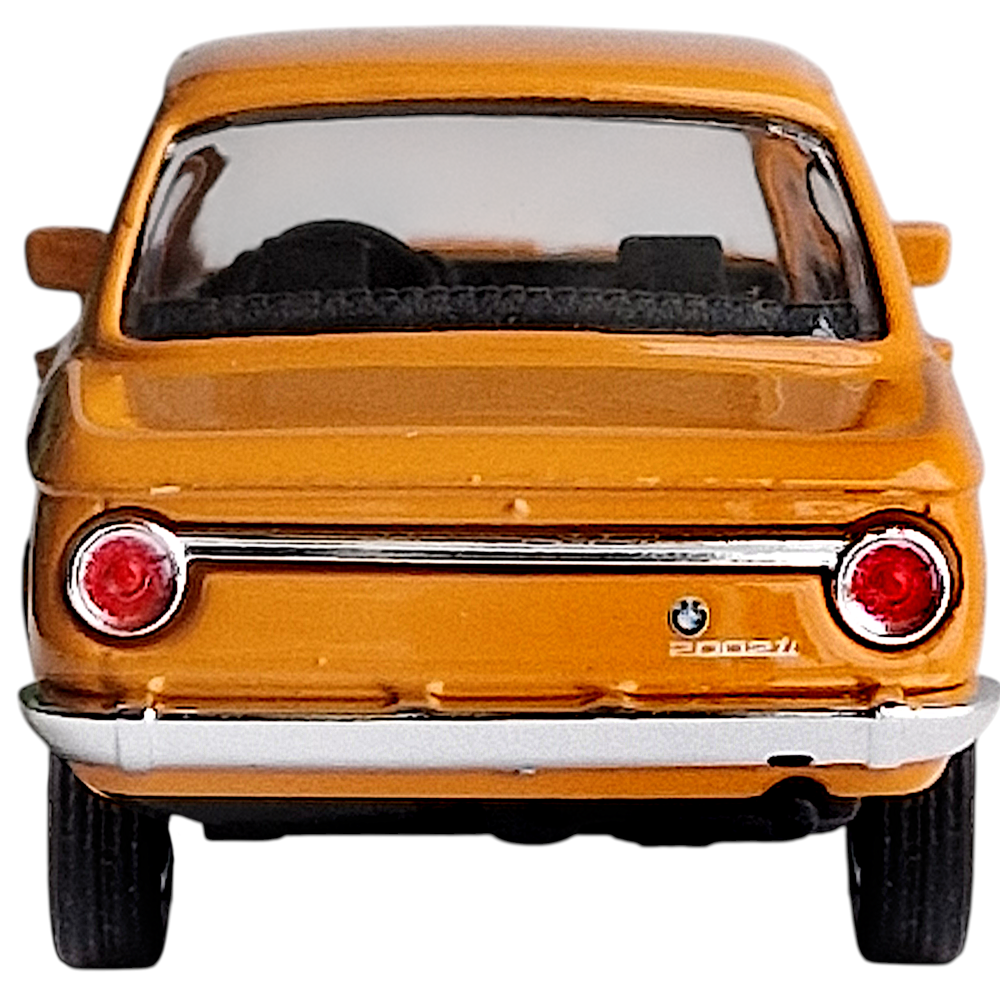 Auto BMW 2002 ti Pomarańczowy Model Metalowy Welly Otwierane Drzwi TOMDORIX